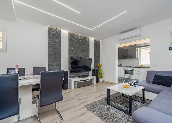 Floyd Apartmán Bibinje