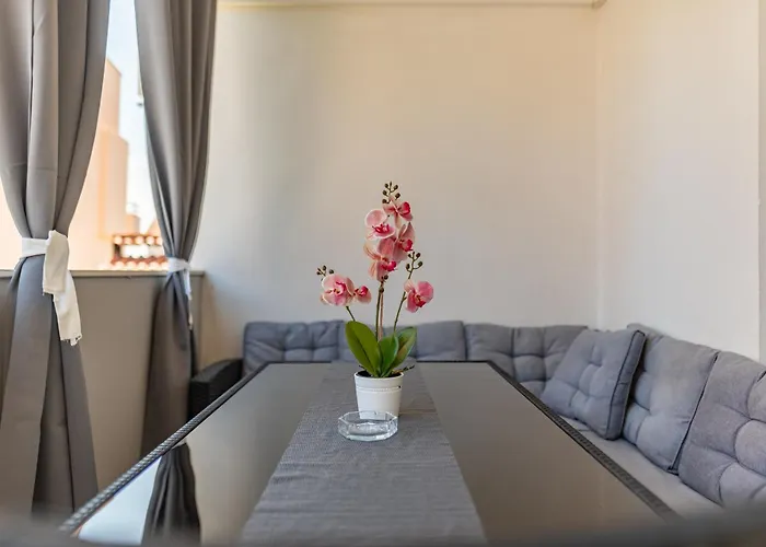 Floyd Apartmán Bibinje