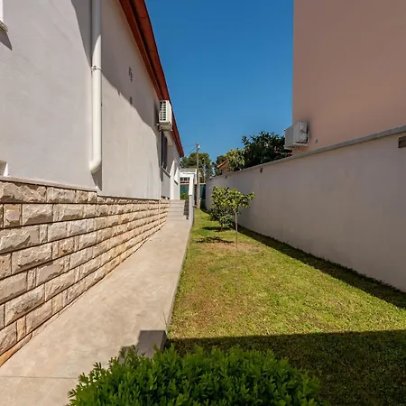 Floyd Apartment Bibinje